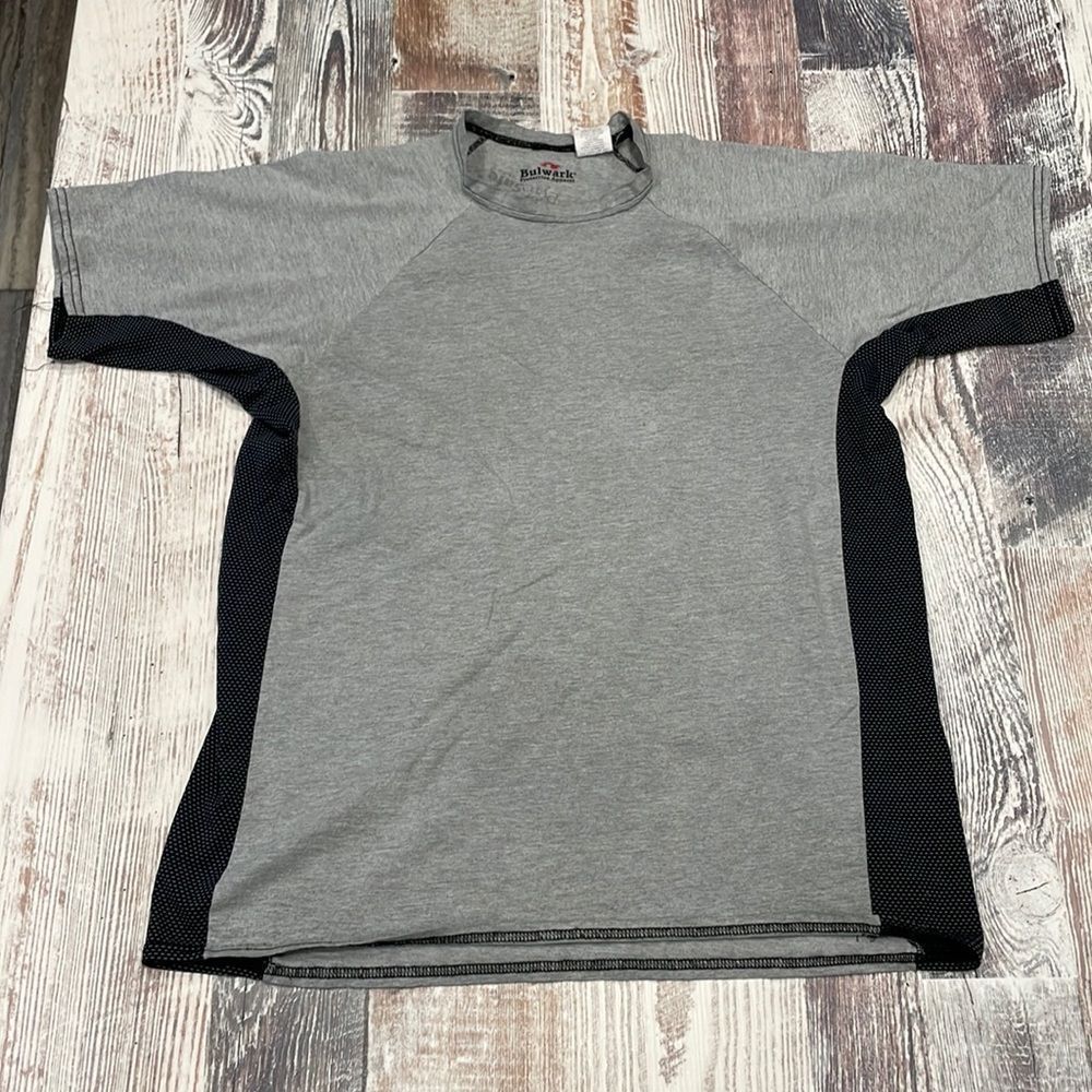 Bulwark fire Resident Shirt Size Large Gray & Black